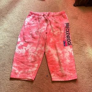 Cute sweatpants in the brand too cool